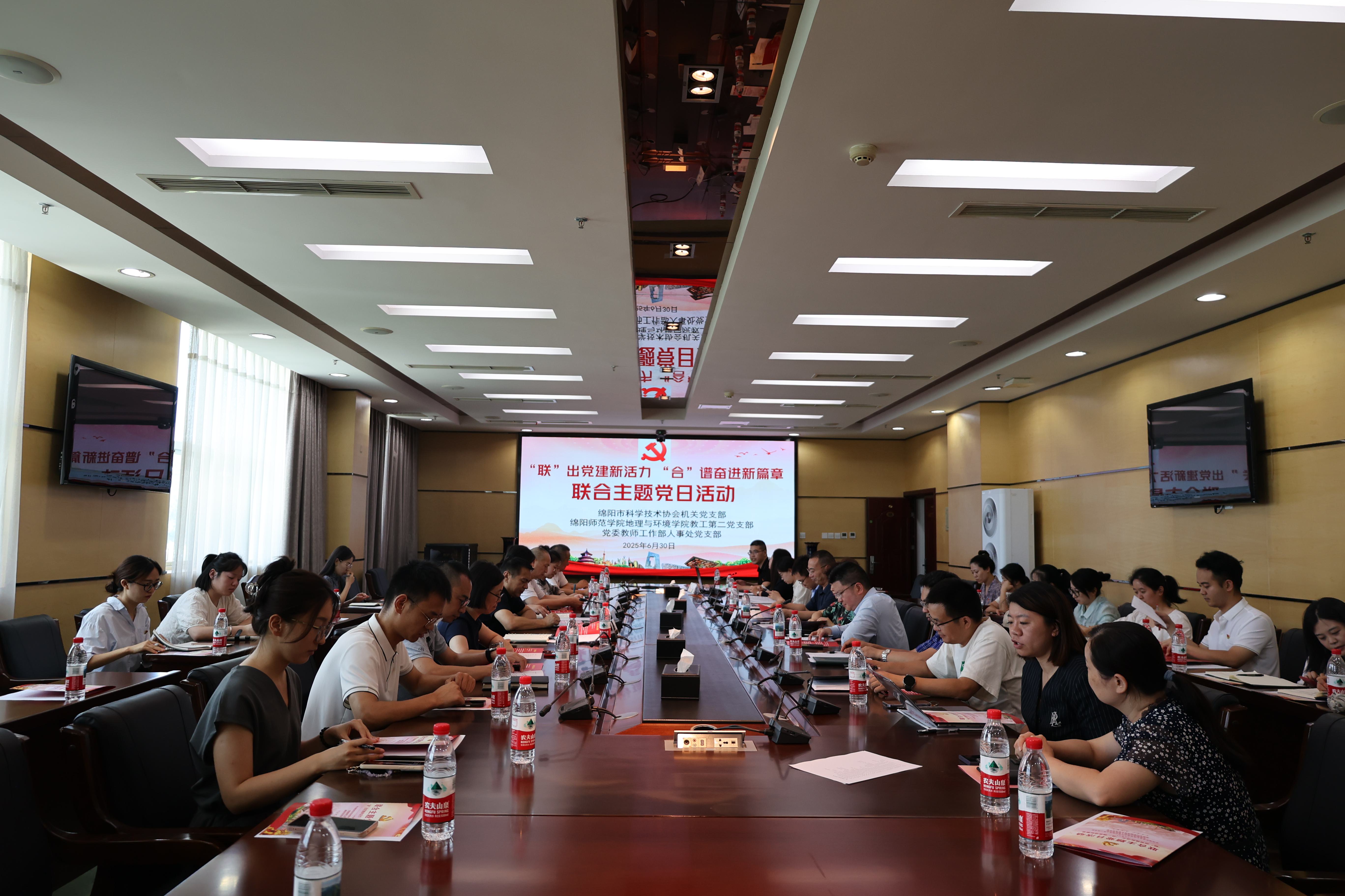 1f477944026b96476d100d8f7124480.jpg 1f477944026b96476d100d8f7124480.jpg